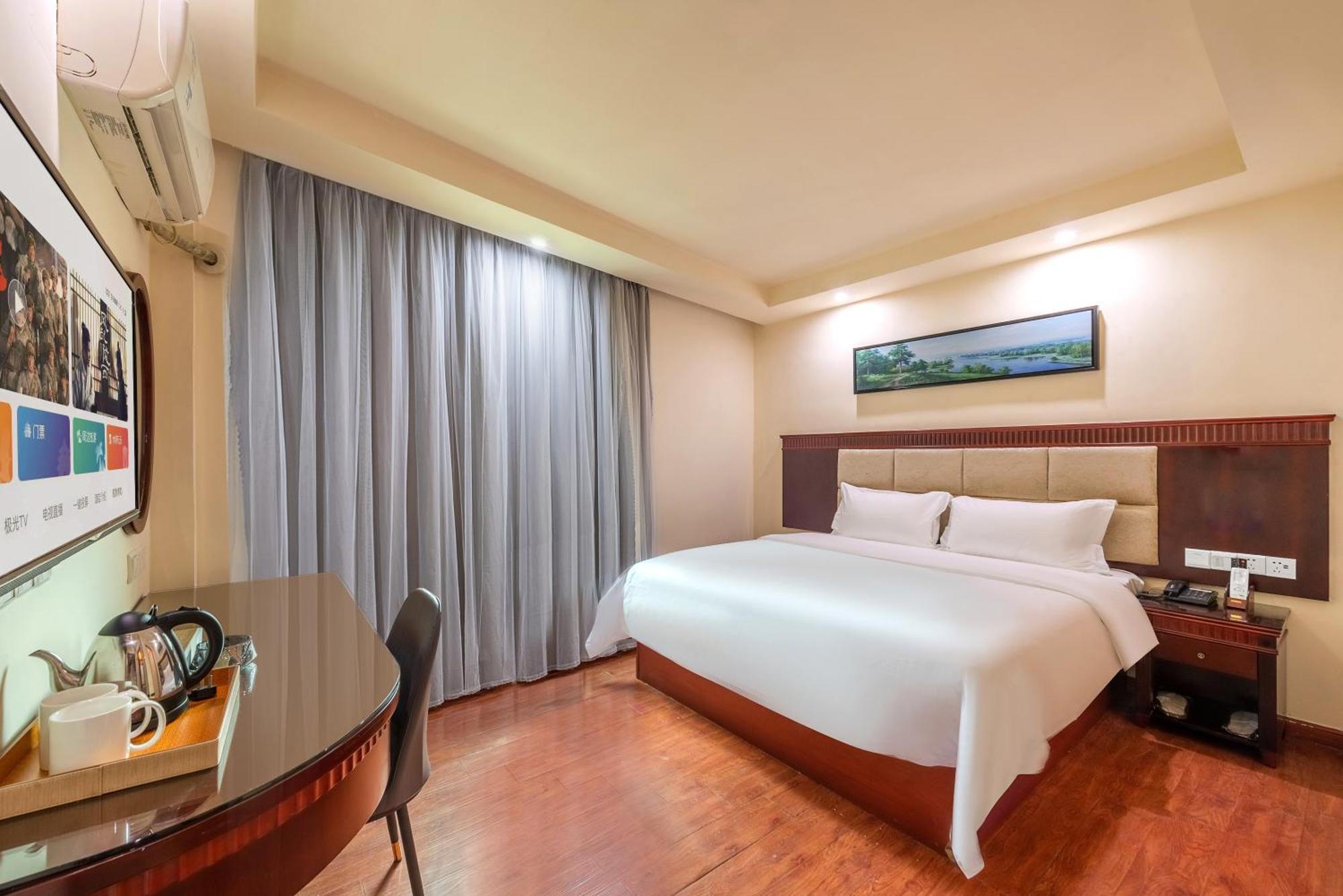 Huahang Hotel - Guangzhou Baiyun International Airport - Free Airport Shuttle Bus Exterior photo